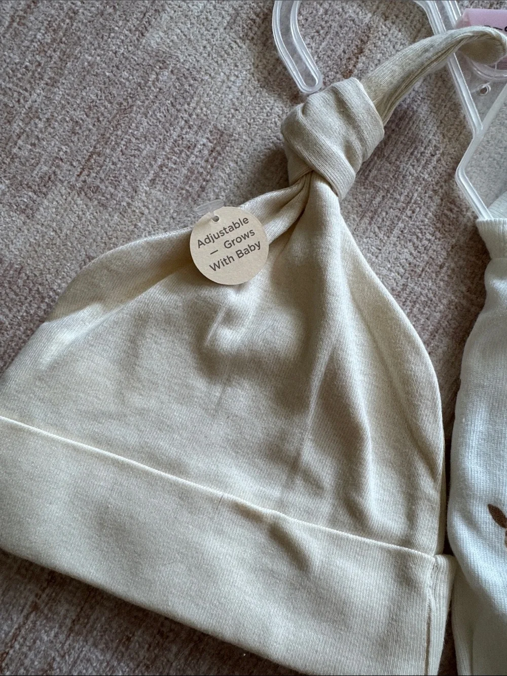 Organic Cotton Unisex Neutral Deer Print 4 Piece Layette Set Baby size 0-3M NWT